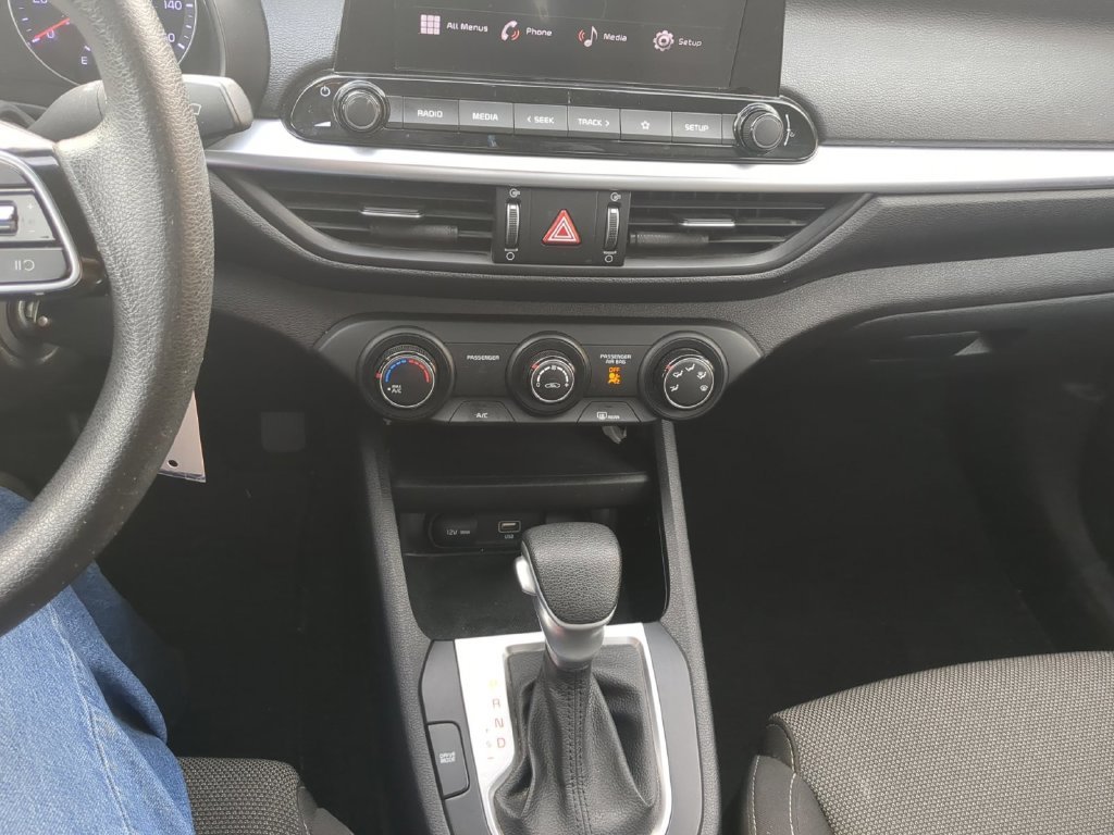 Used 2022 Gravity Gray Kia FE image 17