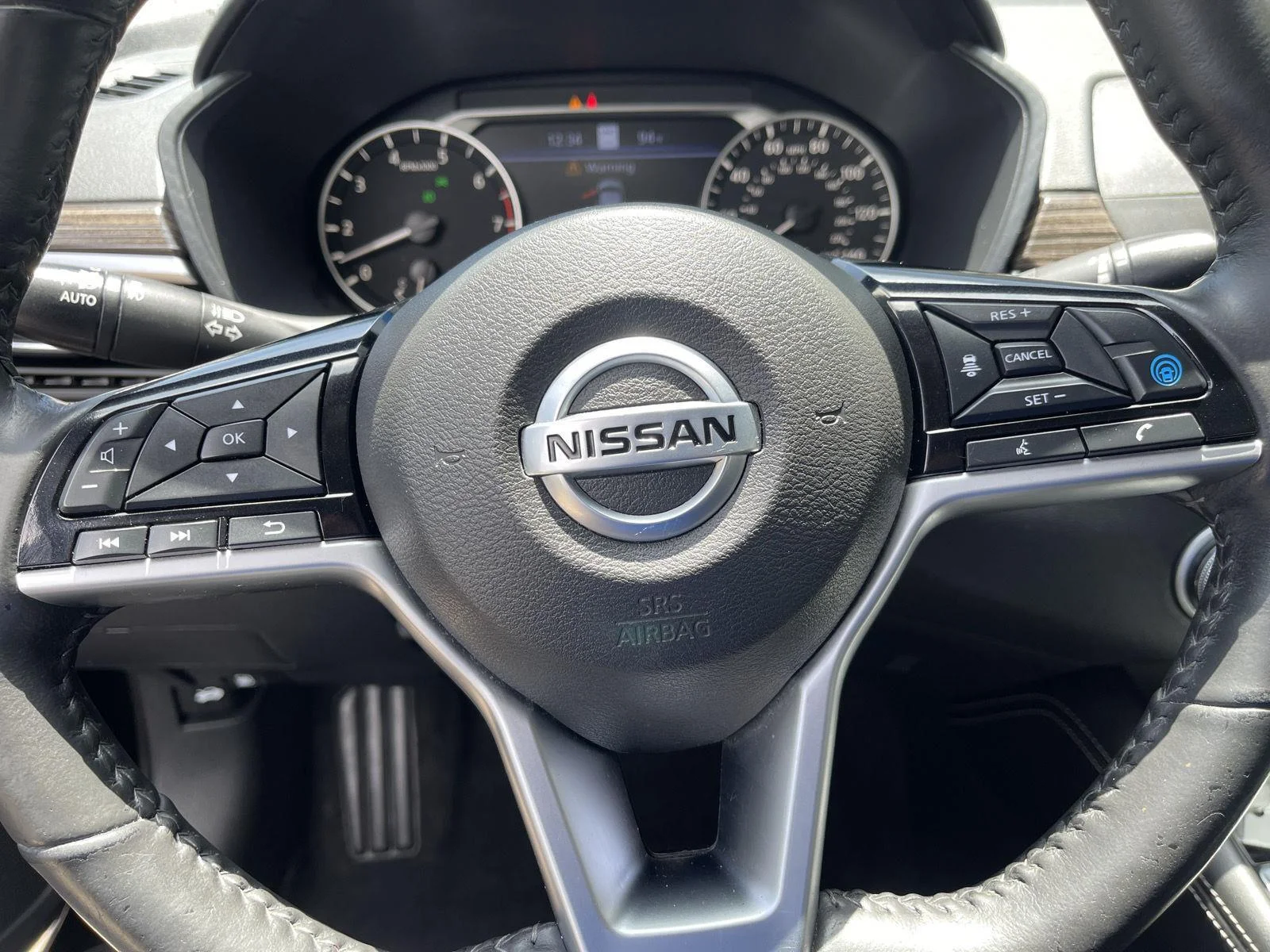 Used 2022 Storm Blue Metallic Nissan 2.5 SL image 23