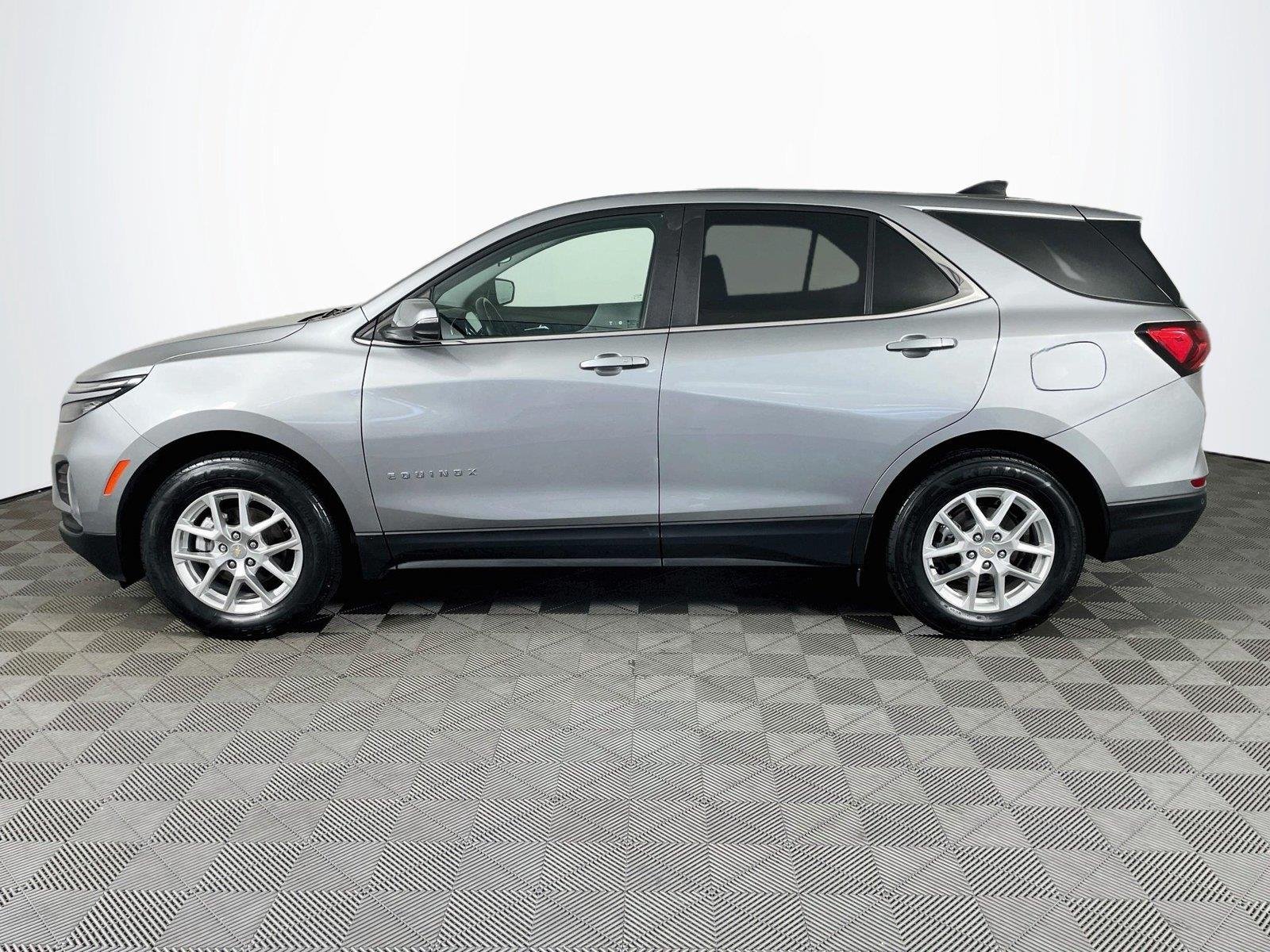 Used 2023 Sterling Gray Metallic Chevrolet LT image 4