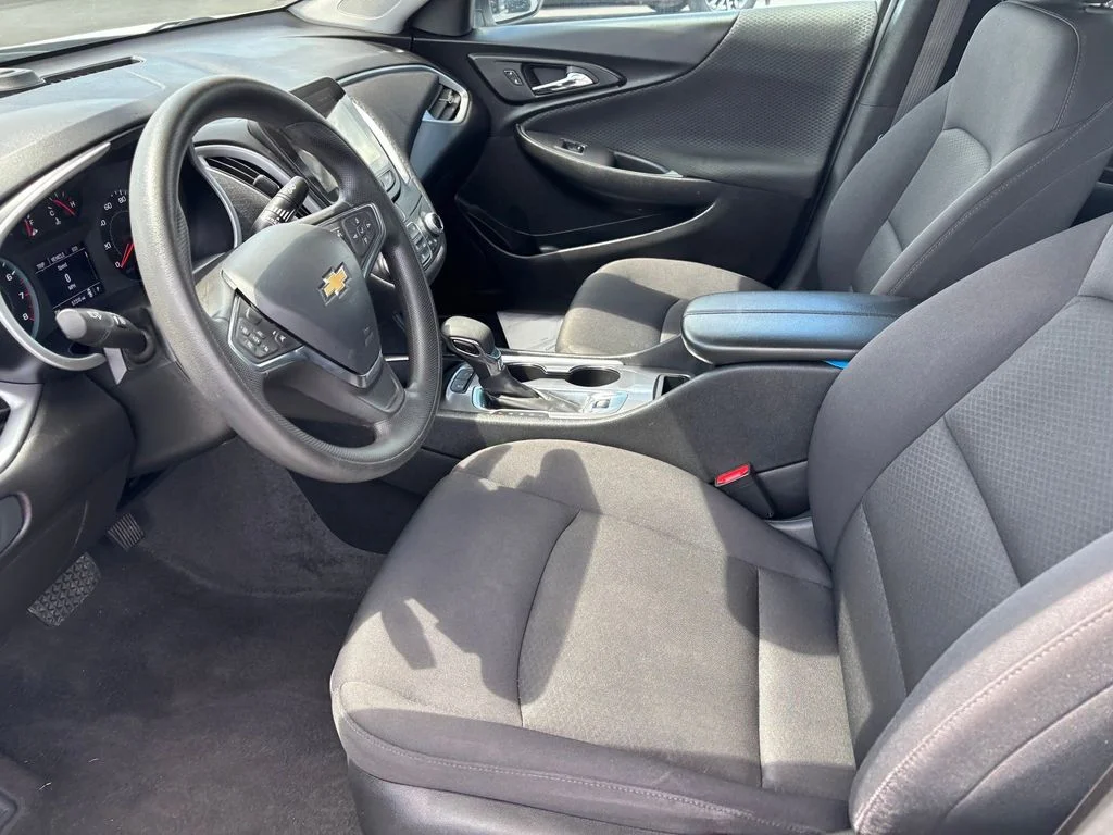 2024 Chevrolet Malibu 1LT - Photo 10