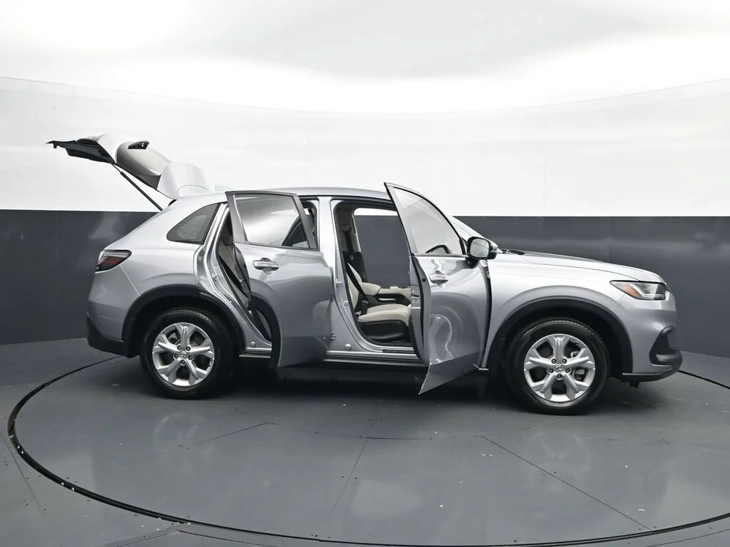 2025 Honda HR-V LX - Photo 46