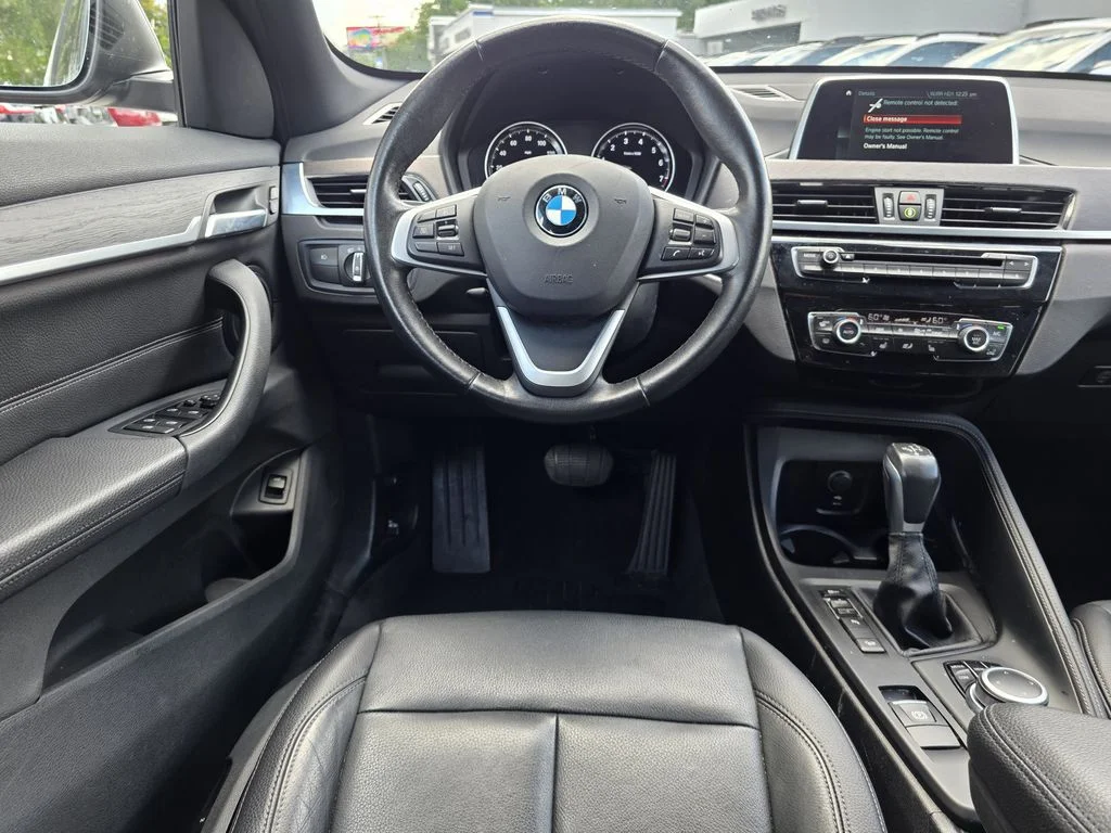 Used 2019 Black BMW xDrive28i image 13