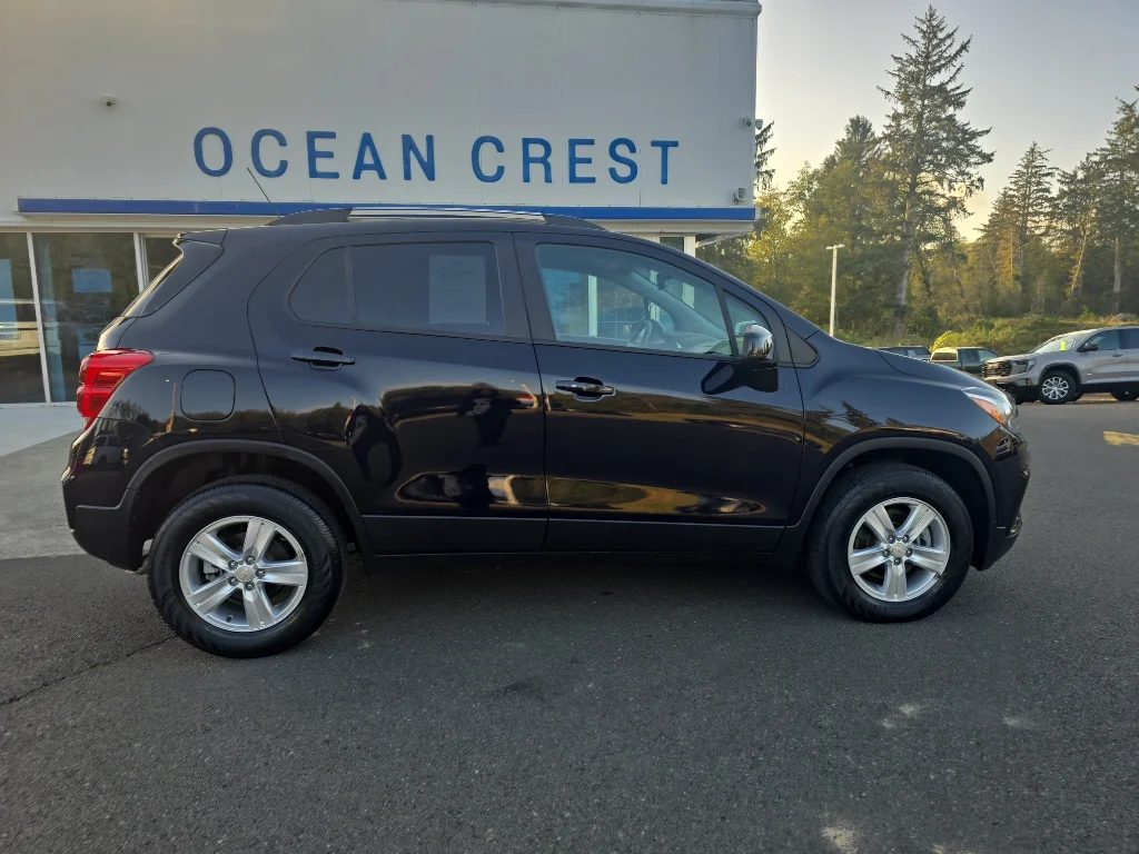 2022 Chevrolet Trax LT AWD's photo