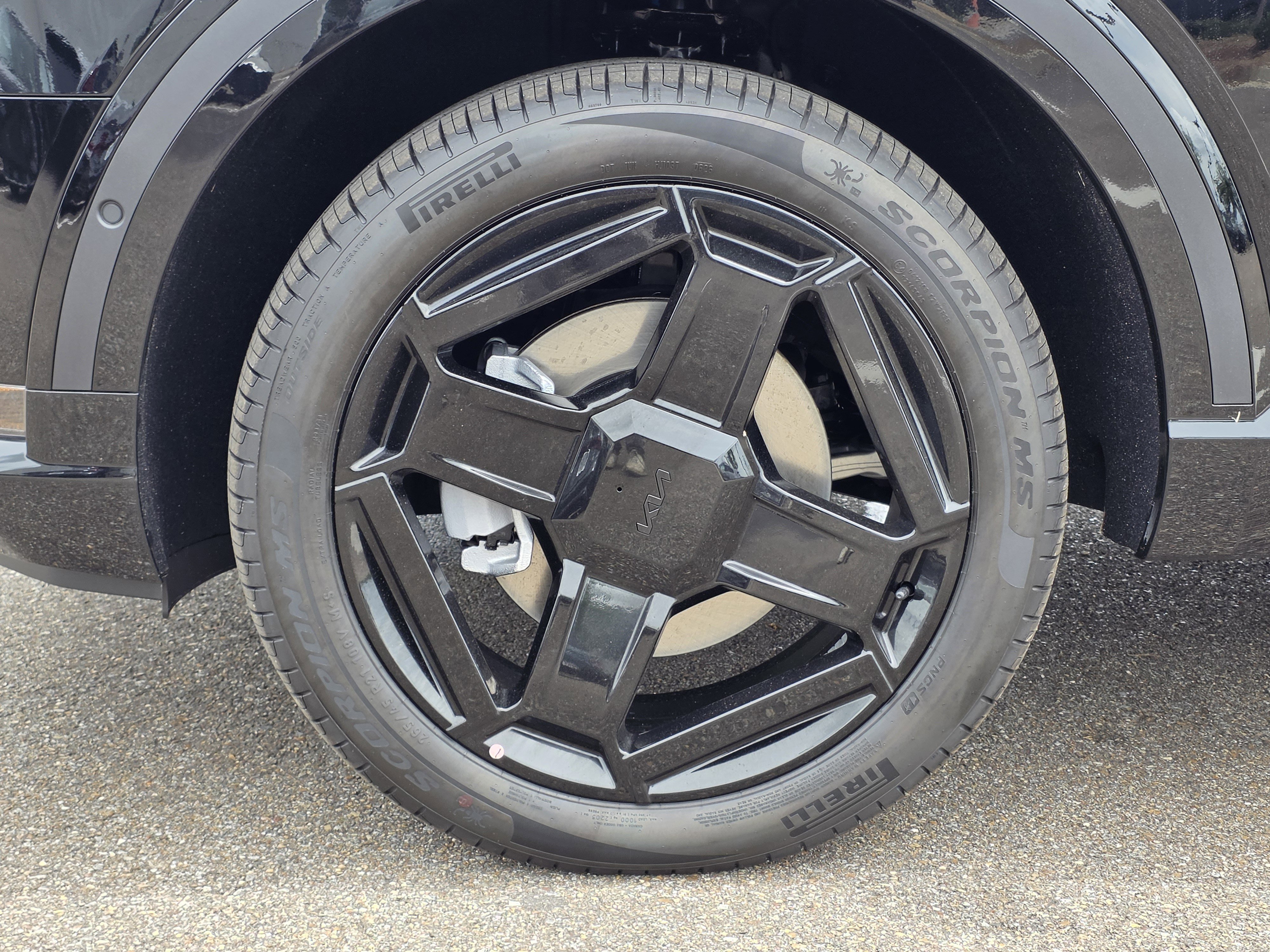 New 2027 Ebony Black Kia X-LINE SX image 26
