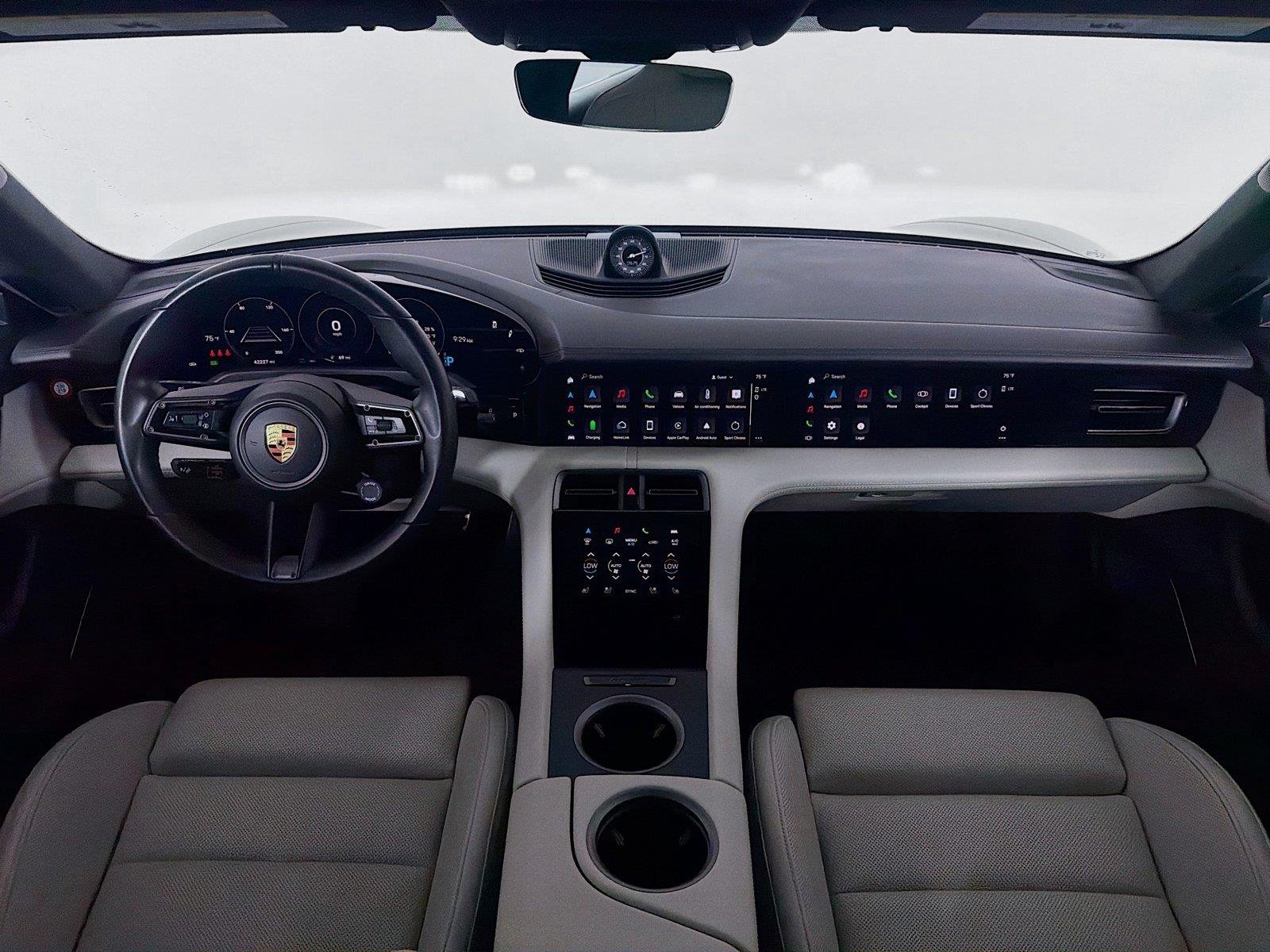 Used 2020 Volcano Grey Metallic Porsche Turbo S image 17
