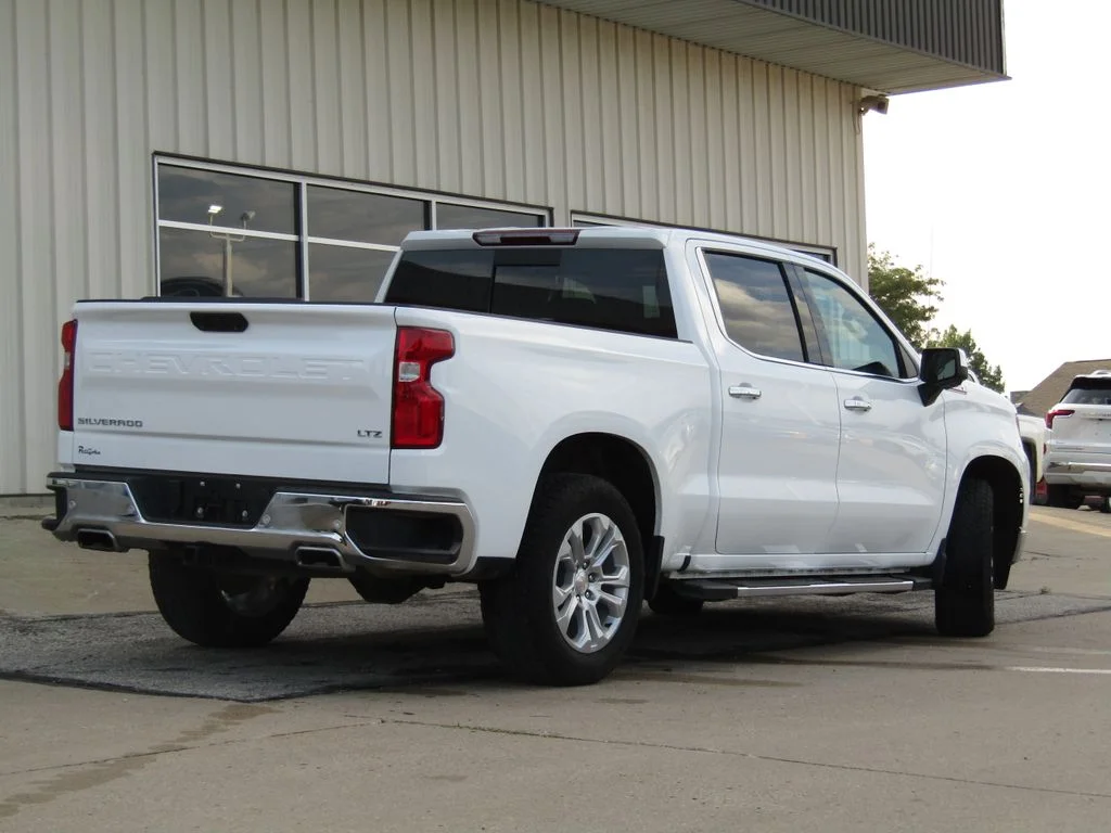 Used 2024 White Chevrolet LTZ image 3