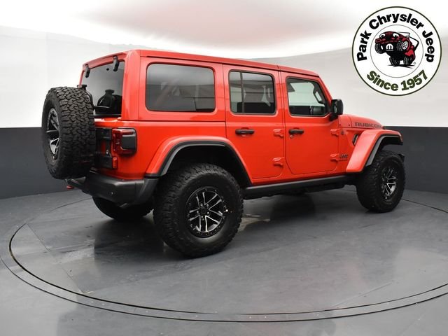 New 2026 Firecracker Red Clear-Coat Exterior Paint Jeep Rubicon X image 6