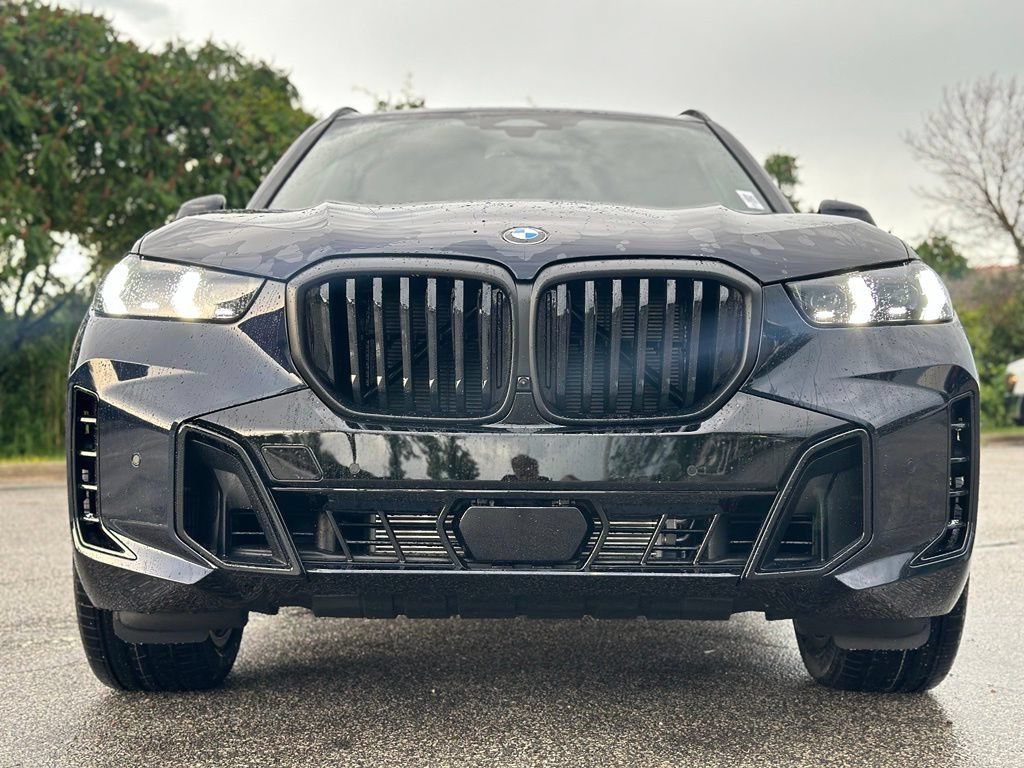 New 2026 Carbon Black Metallic BMW xDrive40i image 2