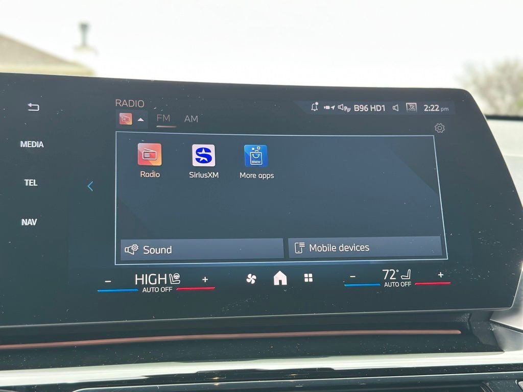 Used 2025 Black Sapphire Metallic BMW xDrive28i image 36