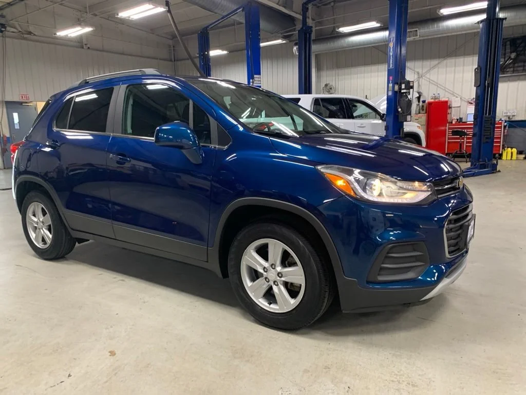 Used 2019 PACIFIC BLUE METALLIC Chevrolet LT image 12