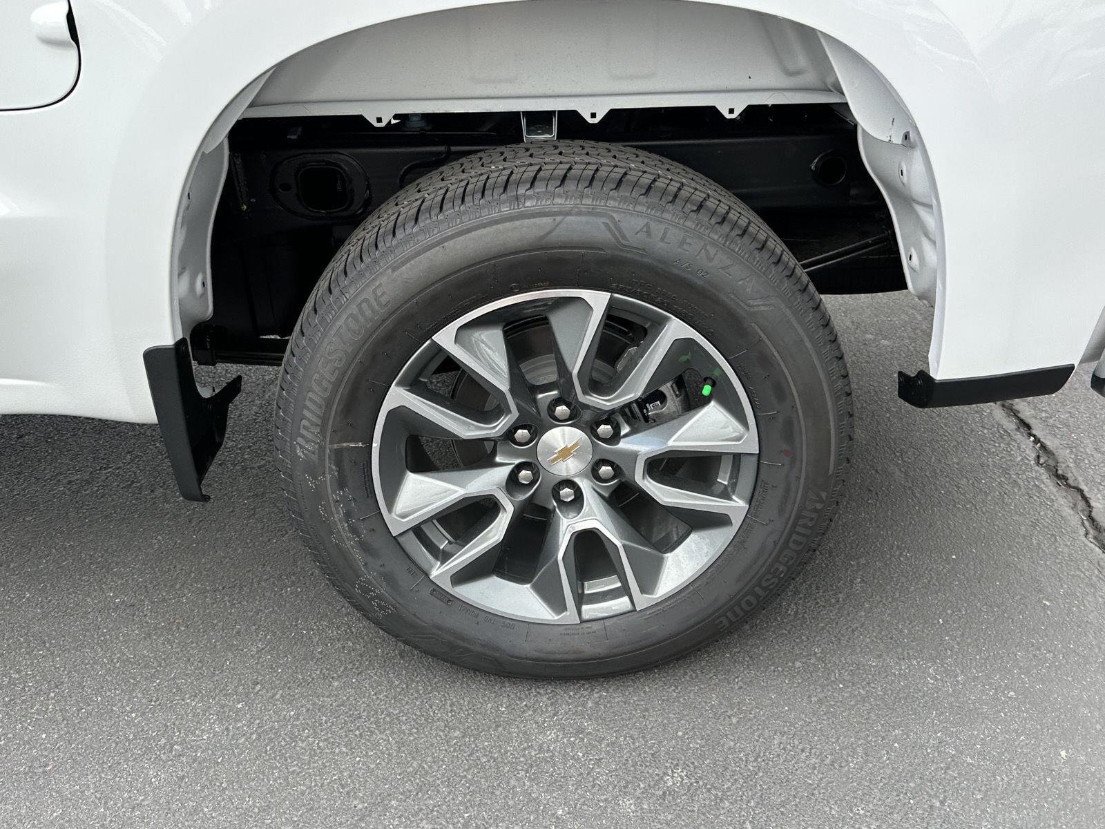 2026 Chevrolet Silverado 1500 LT - Photo 14