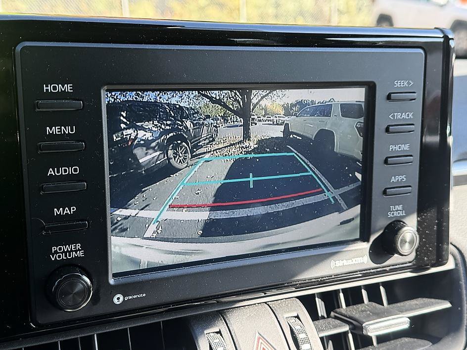 Used 2022 Blizzard Pearl Toyota XLE Premium image 7