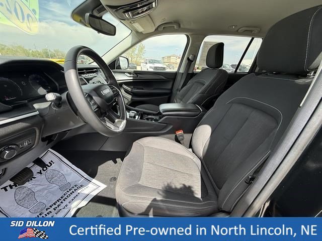 Certified Used 2023 Diamond Black Crystal Pearlcoat Jeep Laredo image 20