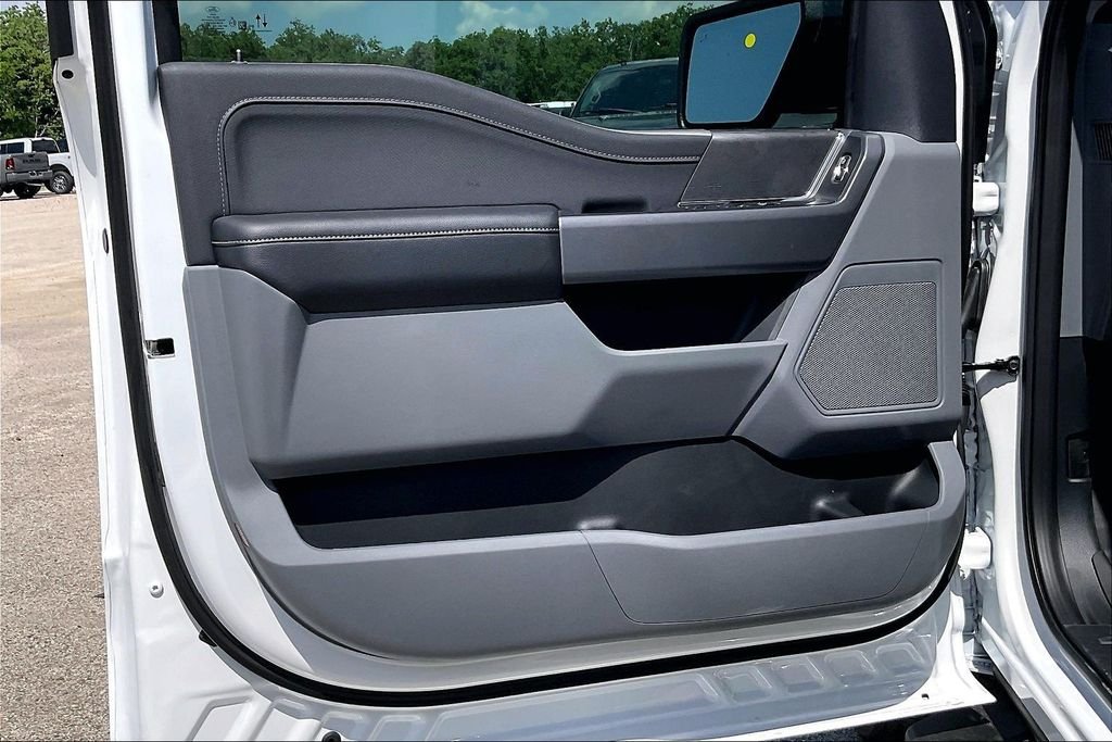 New 2026 Ford F-150 XLT 4D SuperCrew