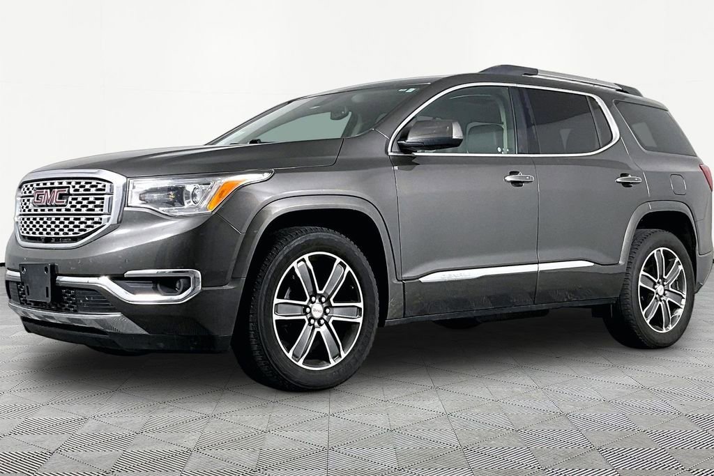 2019 GMC Acadia Denali AWD's photo