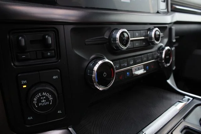 Used 2023 Silver Ford Platinum image 17