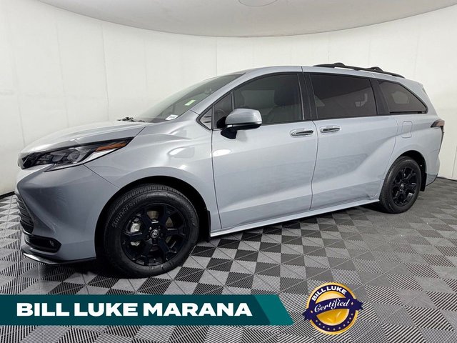2025 Toyota Sienna Woodland Edition
