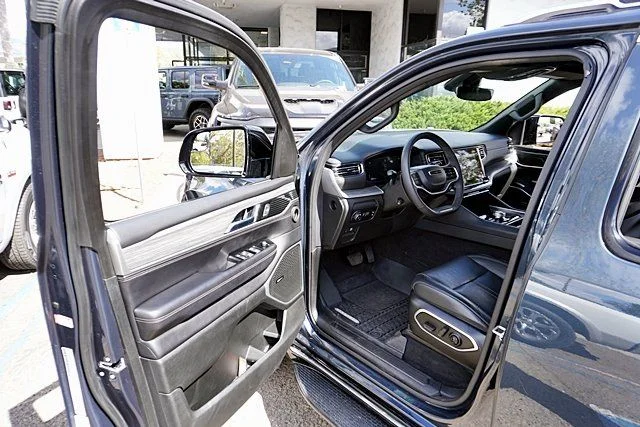 Used 2023 Gray Jeep Series II image 41