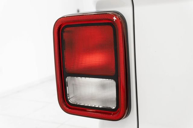 Used 2023 White Jeep Mojave image 30