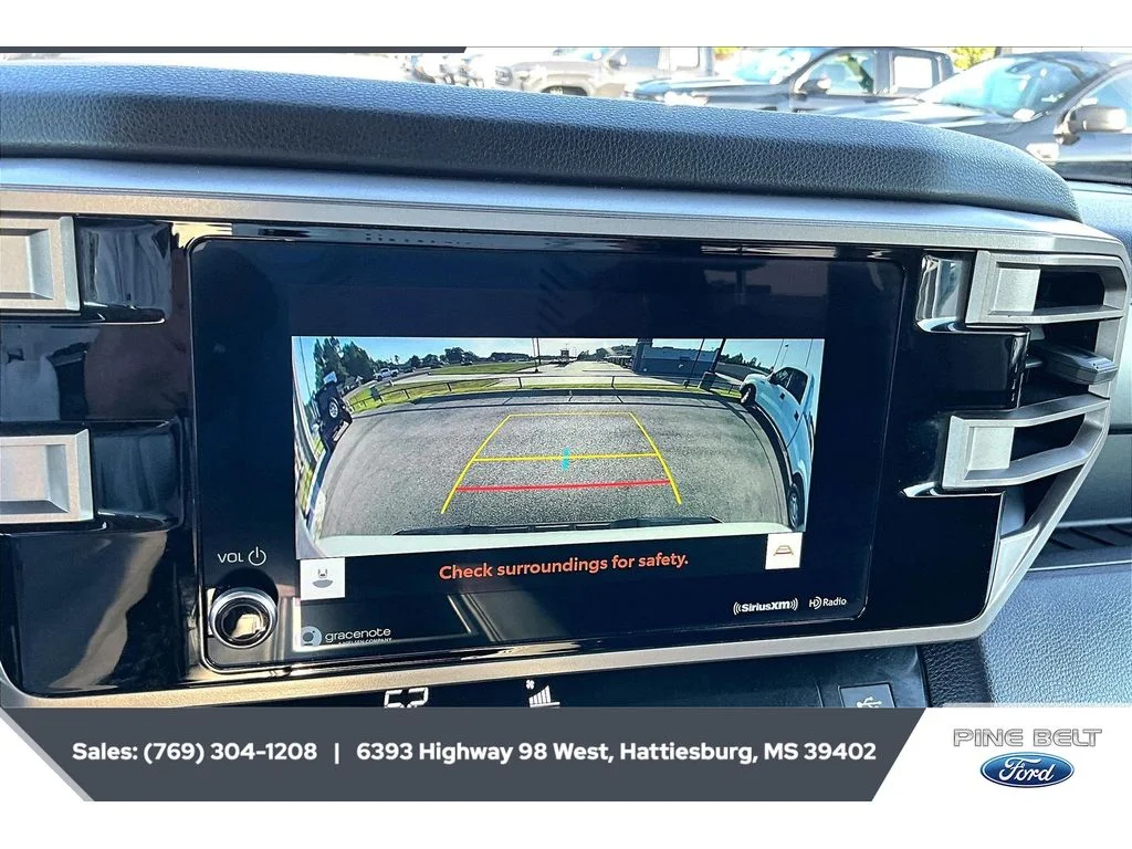 Used 2023 Ice Cap Toyota SR5 image 16