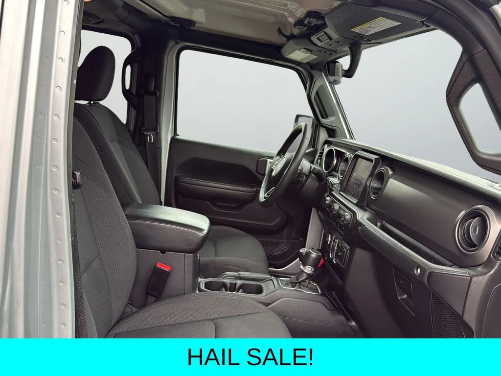 Used 2023 Silver Jeep Sport S image 15