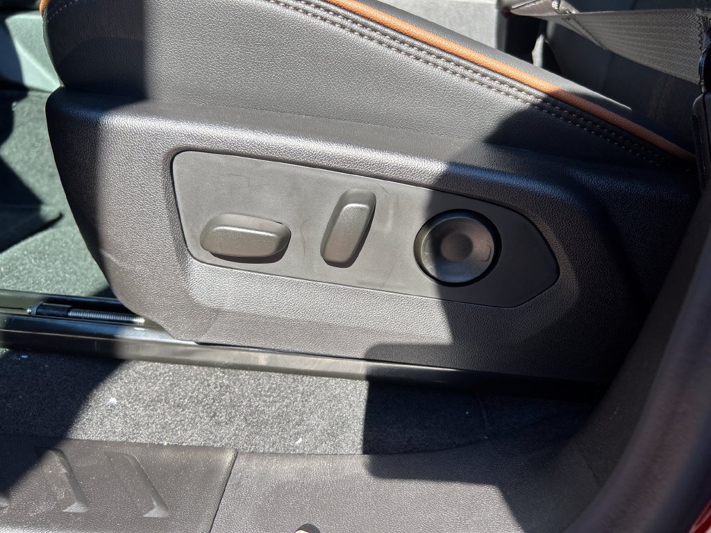 2026 GMC Canyon AT4 - Photo 39