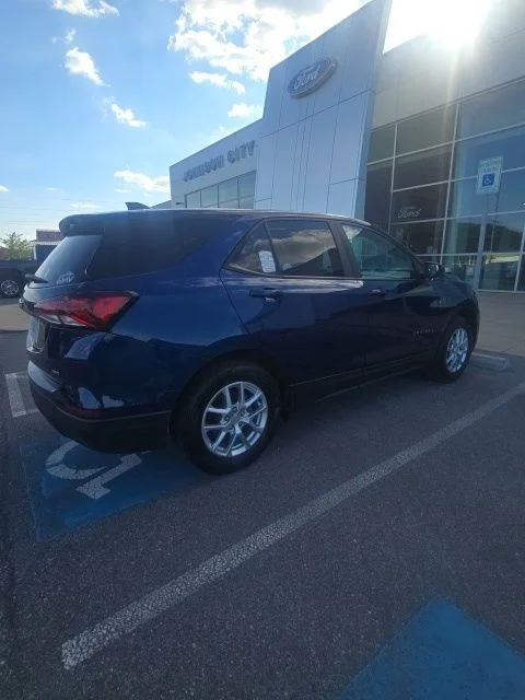 Used 2022 Blue Chevrolet LS image 24