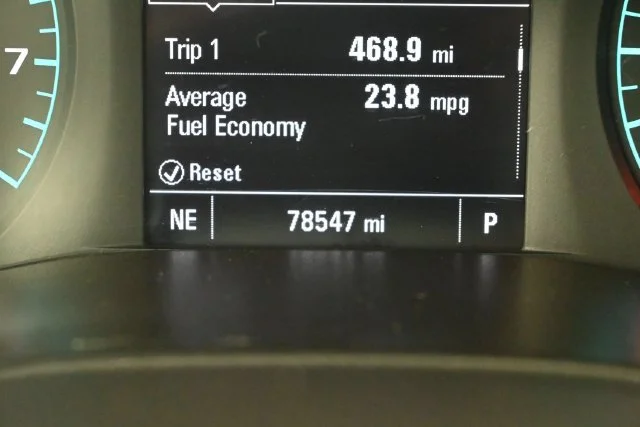 Used 2022 SUMMIT WHITE GMC 2WD Elevation image 15
