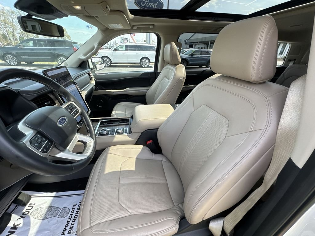 Used 2024 White Ford Limited image 11
