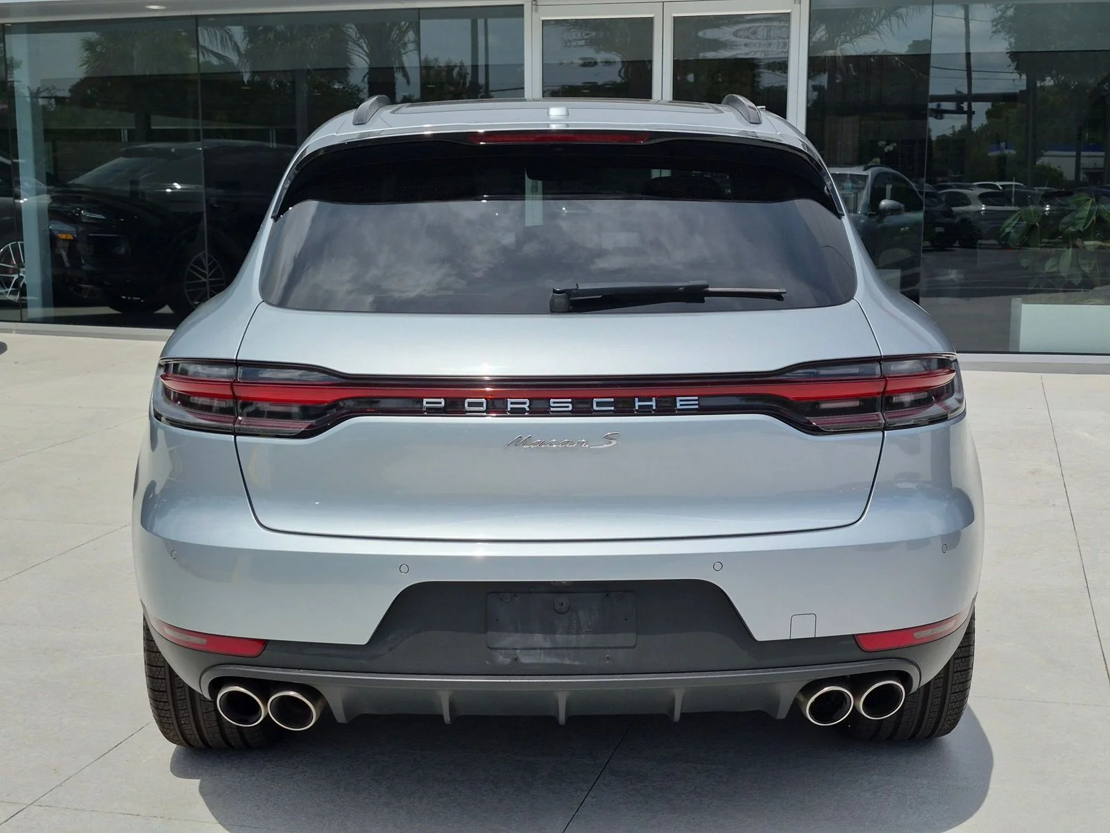 Used 2019 Dolomite Silver Metallic Porsche S image 10
