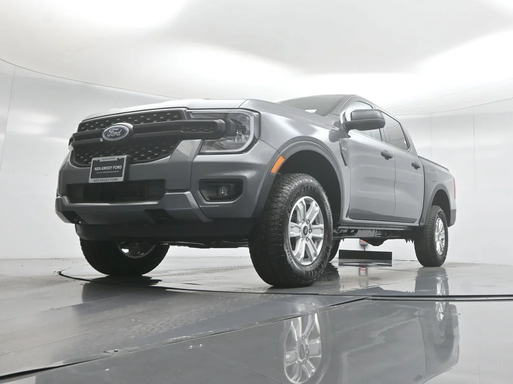 New 2025 Gray Ford XL image 43