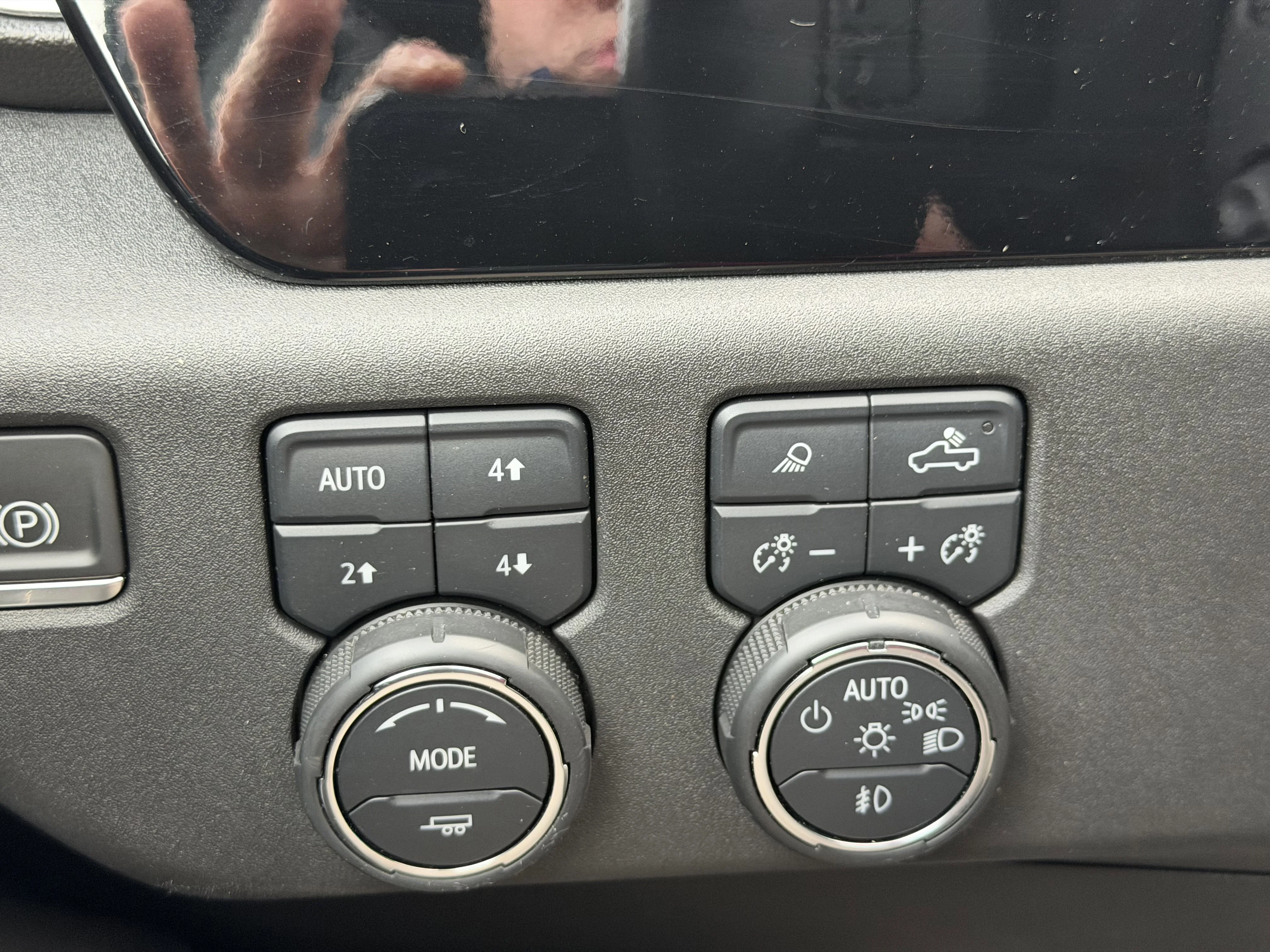 2022 Chevrolet Silverado 1500 LTZ - Photo 22