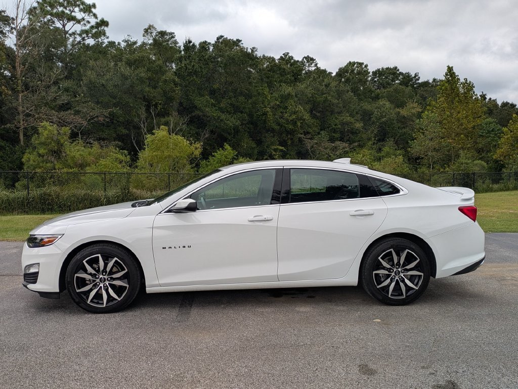 Used 2024 White Chevrolet RS image 2