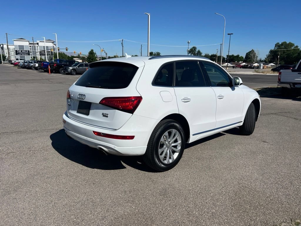 Used 2016 Ibis White Audi 2.0T Premium Plus image 6