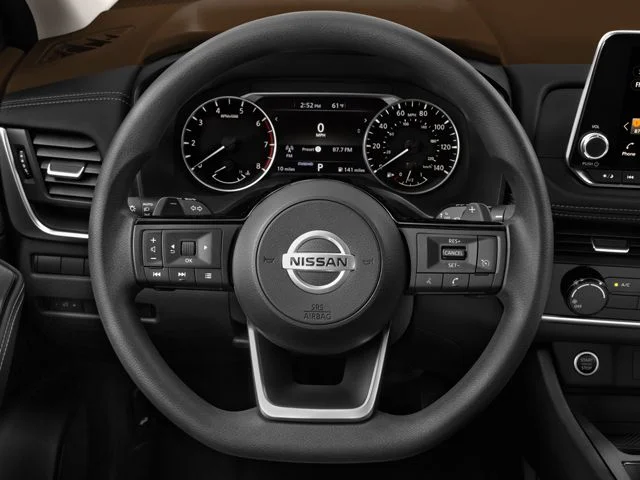 Used 2024 Champagne Silver Metallic Nissan Platinum image 8