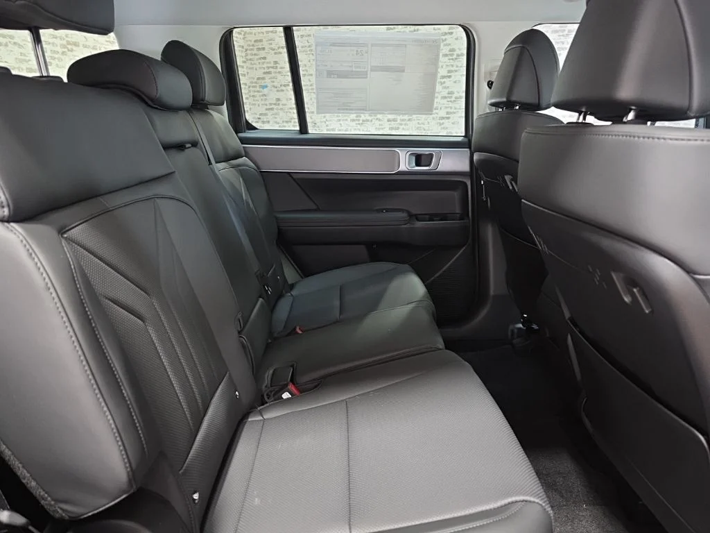 New 2026 Hampton Gray Hyundai SEL image 10