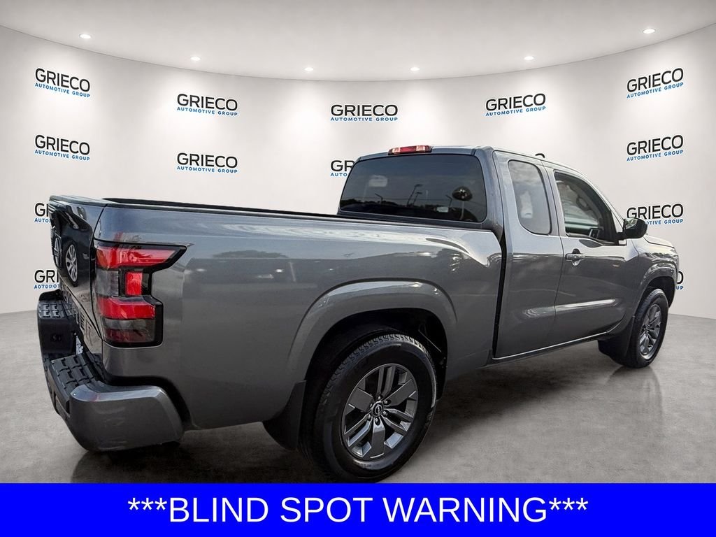 Used 2025 Gray Nissan SV image 7