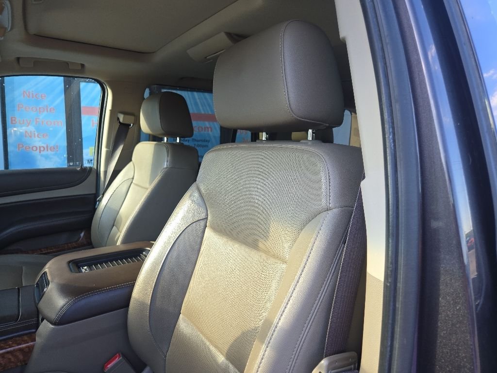 Used 2018 Gray Chevrolet Premier image 34