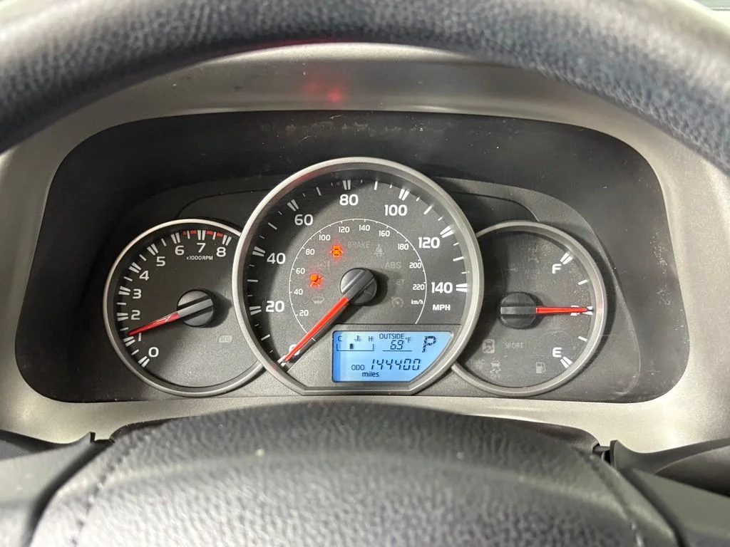 Used 2016 Red Toyota LE image 20