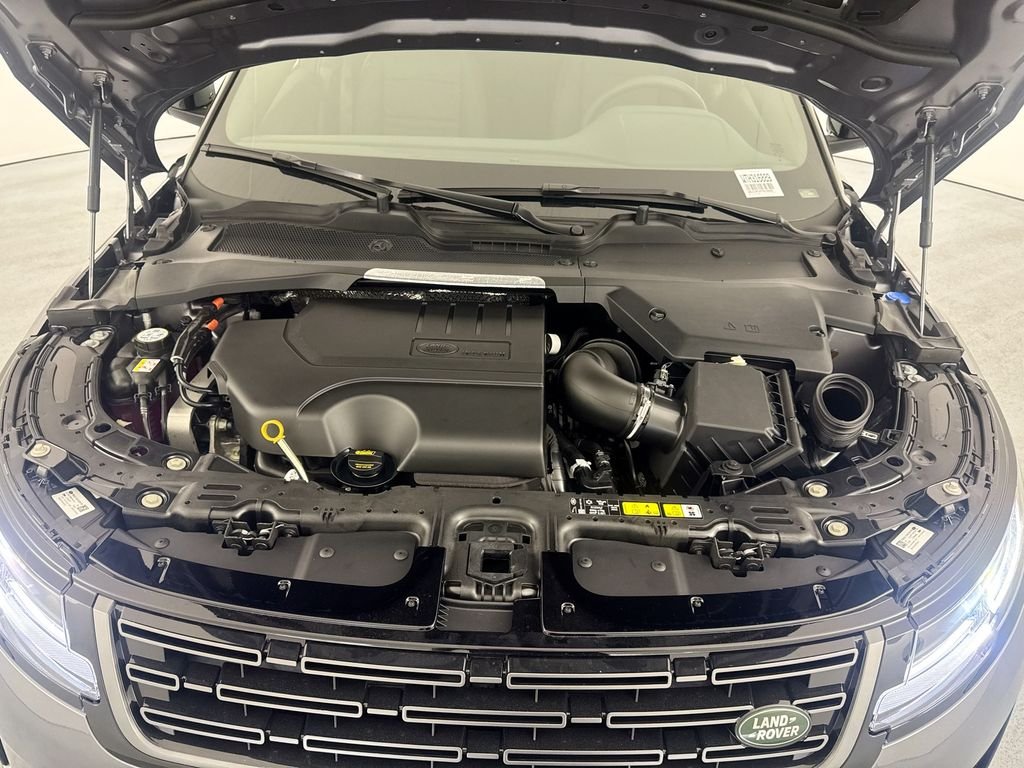 New 2026 Eiger Grey Land Rover Core S image 30
