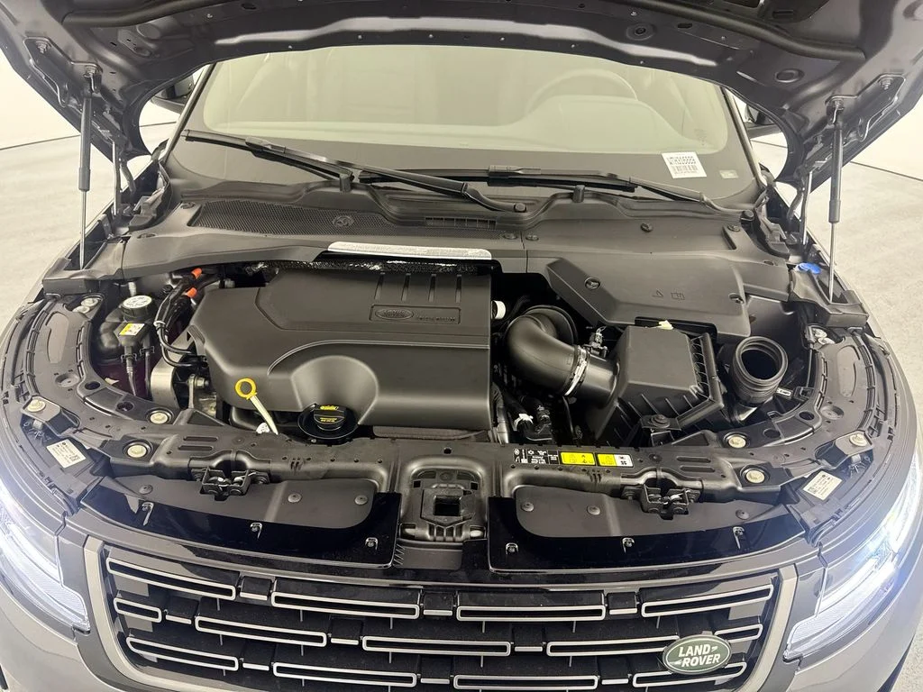 New 2026 Eiger Grey Land Rover Core S image 30