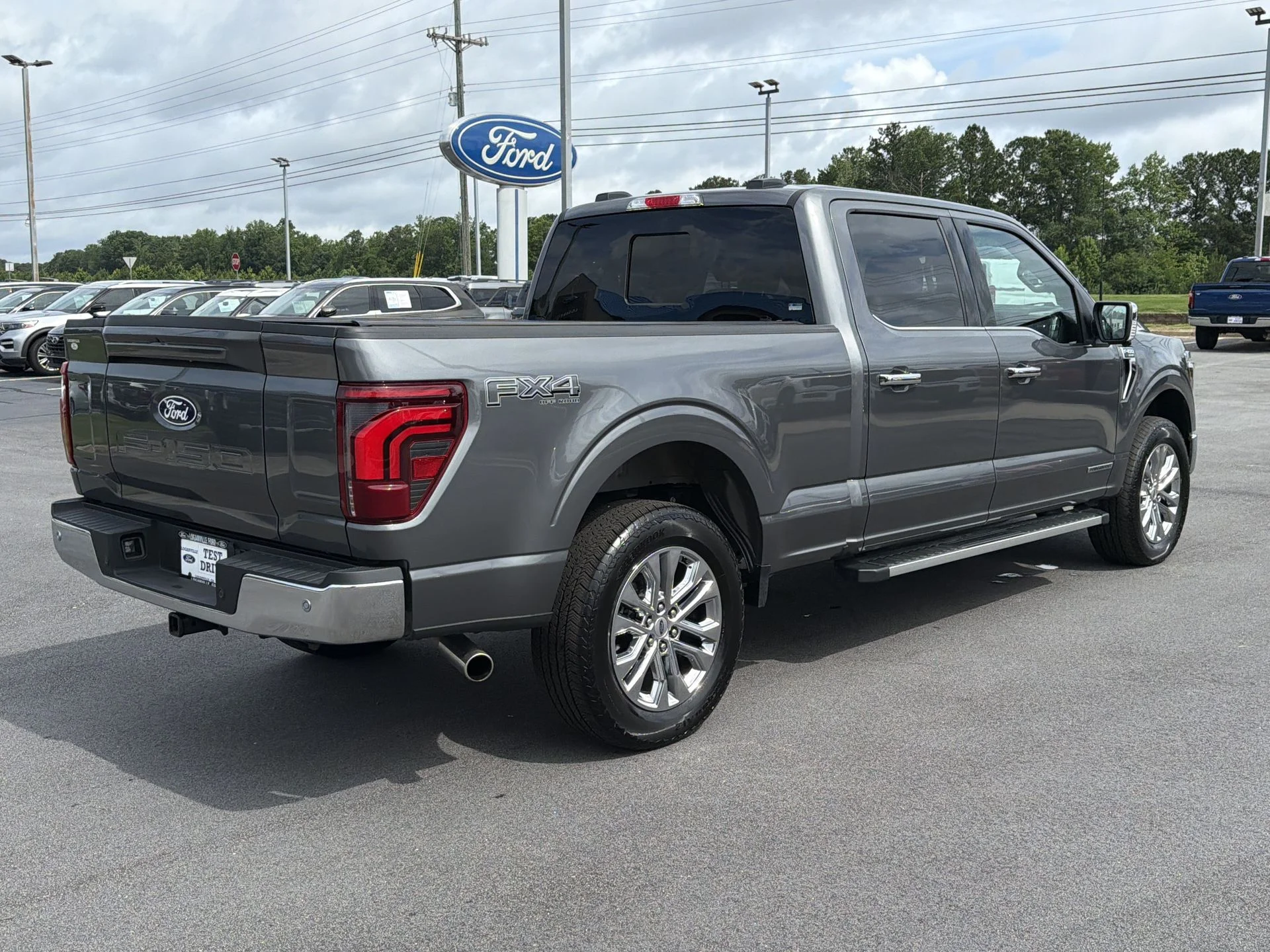 Certified Used 2025 Gray Metallic Ford Lariat image 32