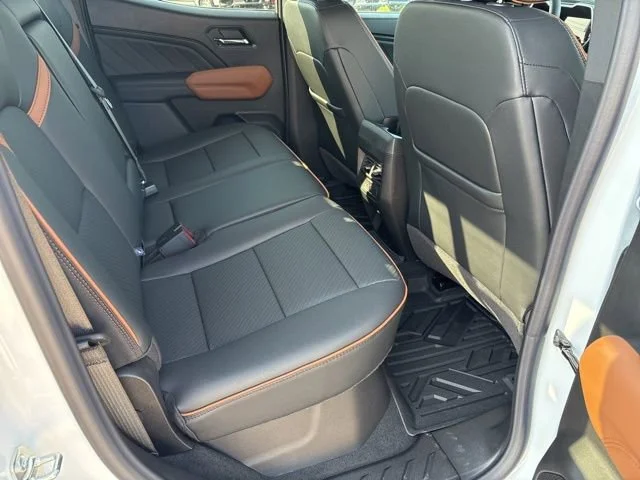 2026 GMC Canyon AT4 - Photo 16