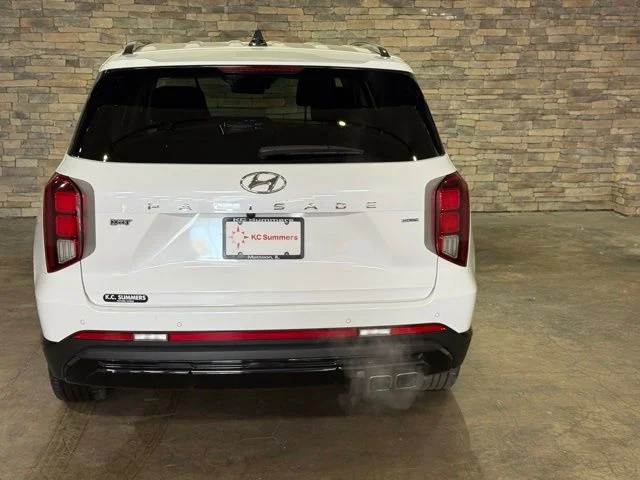Used 2023 White Hyundai XRT image 7