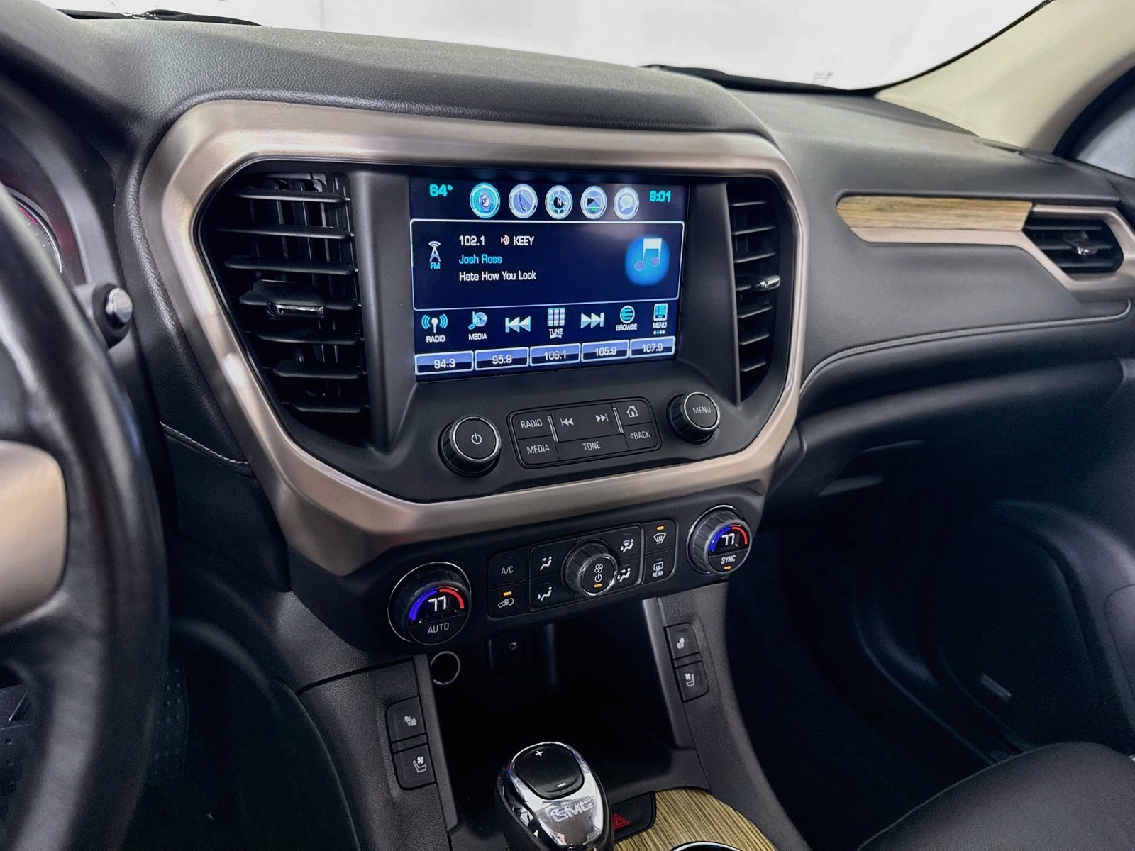 Used 2017 Iridium Metallic GMC Denali image 15