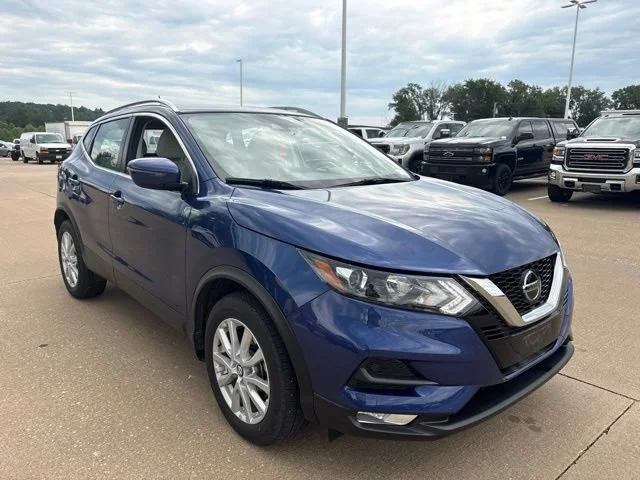2022 Nissan Rogue Sport SV