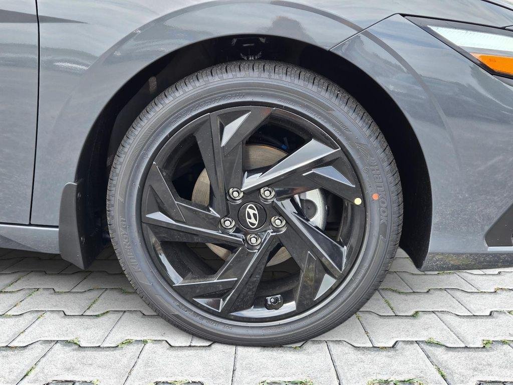 New 2026 Gray Hyundai SEL Sport image 3