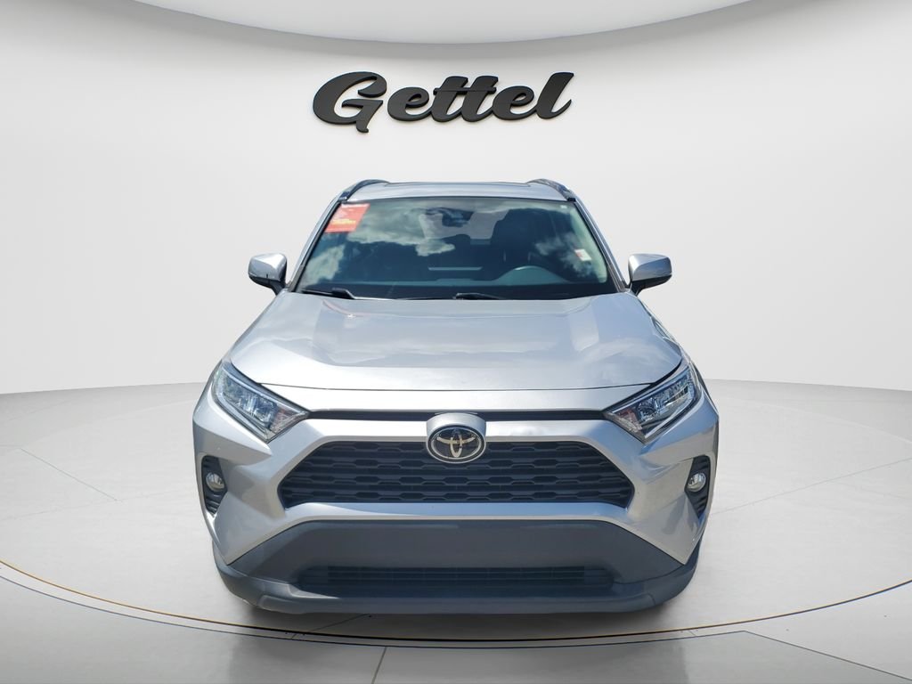 Used 2021 Silver Toyota XLE Premium image 2