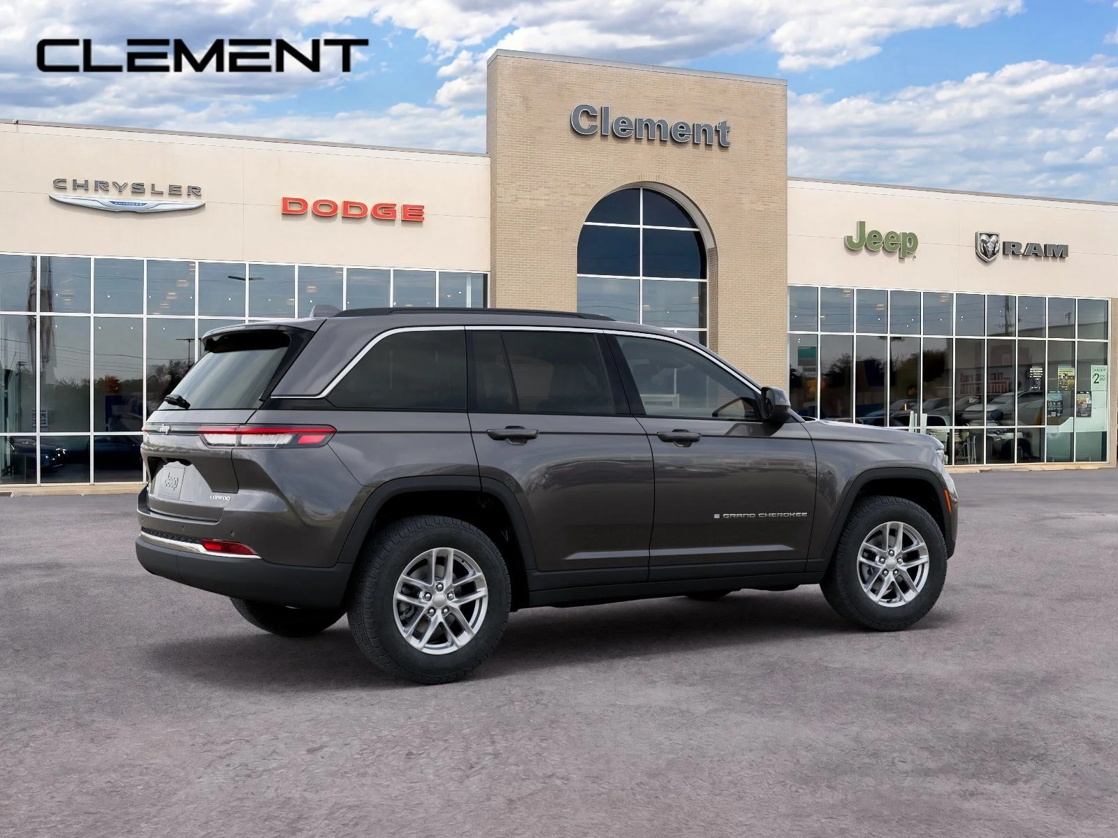 New 2026 Baltic Gray Metallic Clear-Coat Exterior Paint Jeep Laredo X image 4