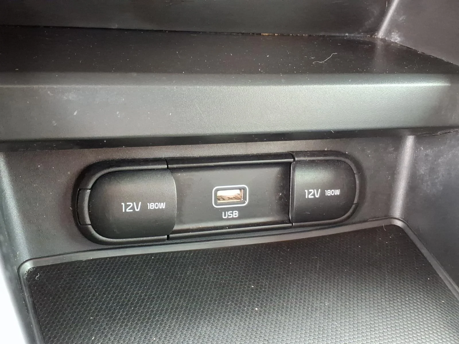 Used 2022 Mars Orange Kia LX image 7